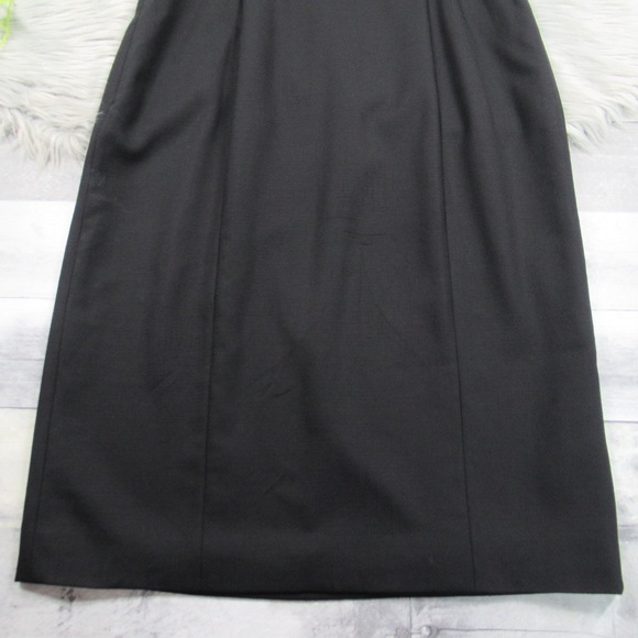 GIORGIO ARMANI Black Wool Crepe Tulip
Draped Sleeveless Sheath Dress Size 42 / 6 - Picture 9 of 14